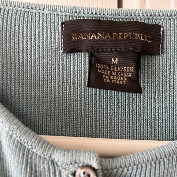 Banana Republic Cardigan Sweater, Medium - Picture 3 of 7